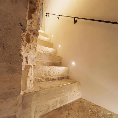 Aglea Trulli E Αλμπερομπέλο